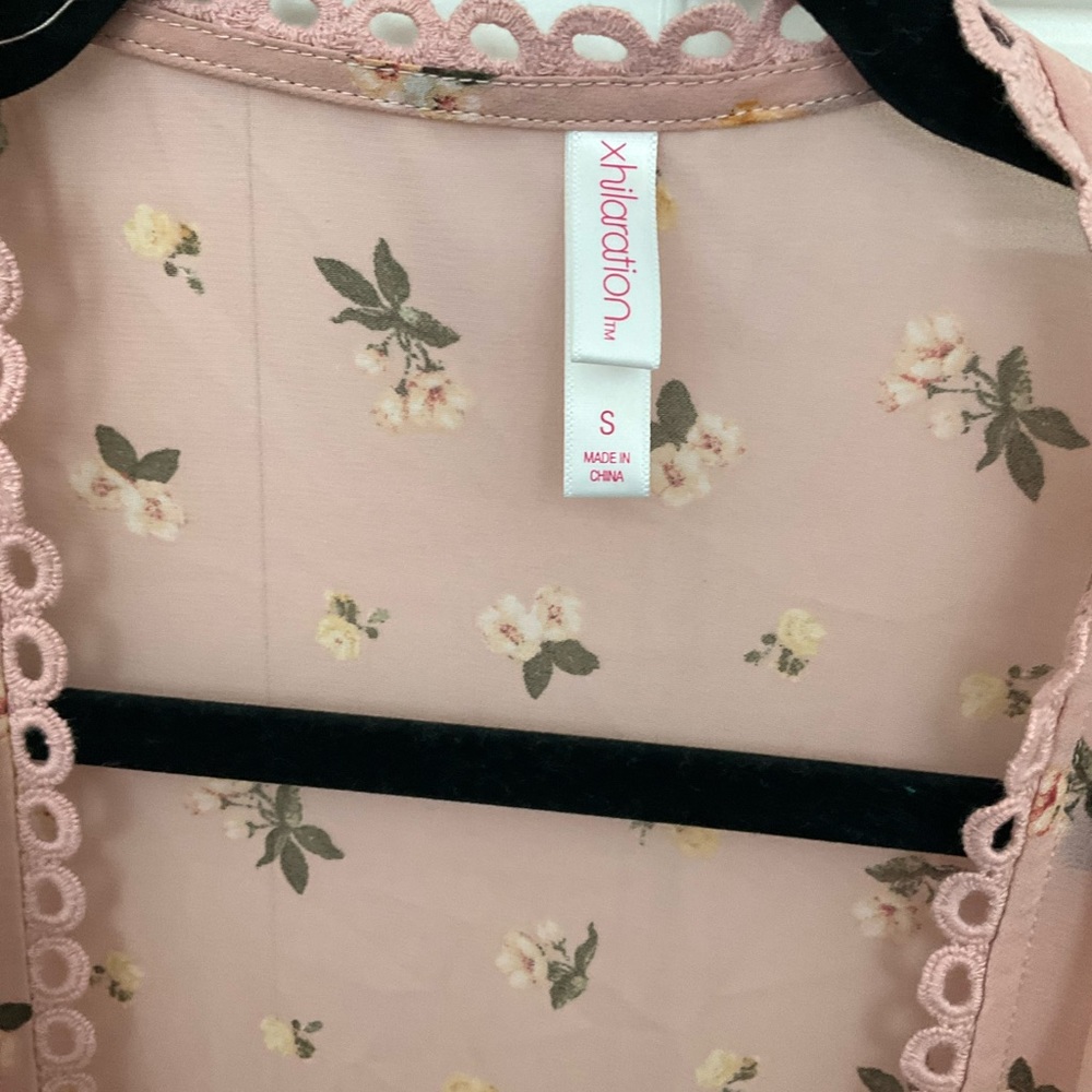 Xhillaration kimono - Picture 2 of 5